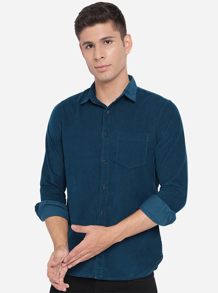 Corsair Teal Solid Slim Fit Semi Casual Shirt | JadeBlue