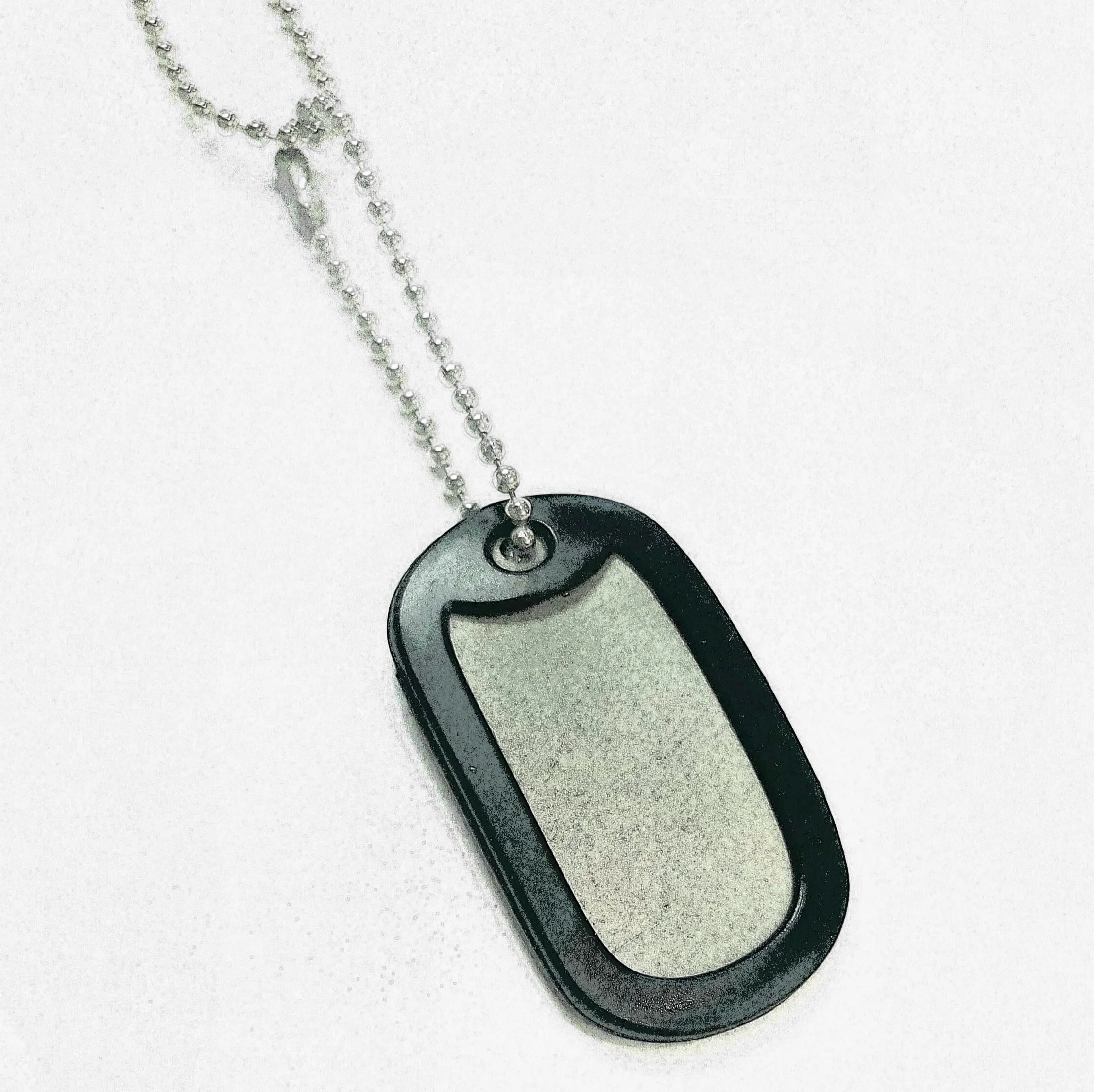 Magnesium Dog Tag: Magnesium Fire Starter Necklace