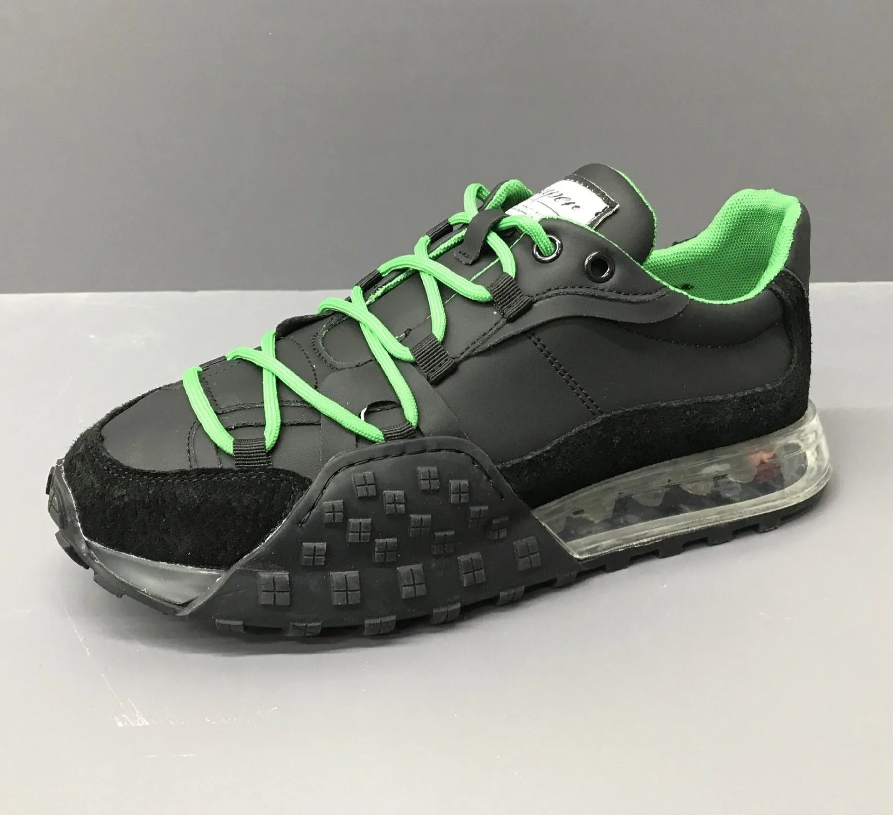 TEEK - Chunk Cushion Running Shoes